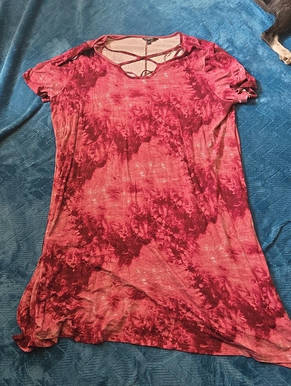 3/$20 Women's Short Sleeve Crisscross Neck Tie-Dye Dress - Red